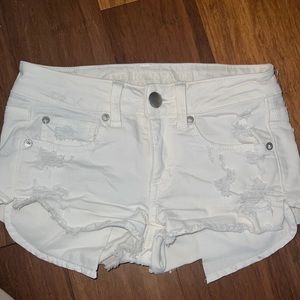 American Eagle White Shortie Super Stretch Shorts